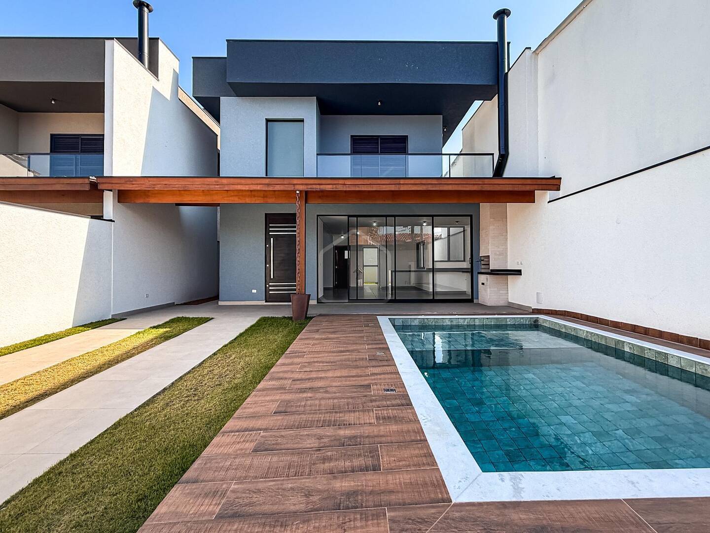 Casa, 4 quartos, 180 m² - Foto 2