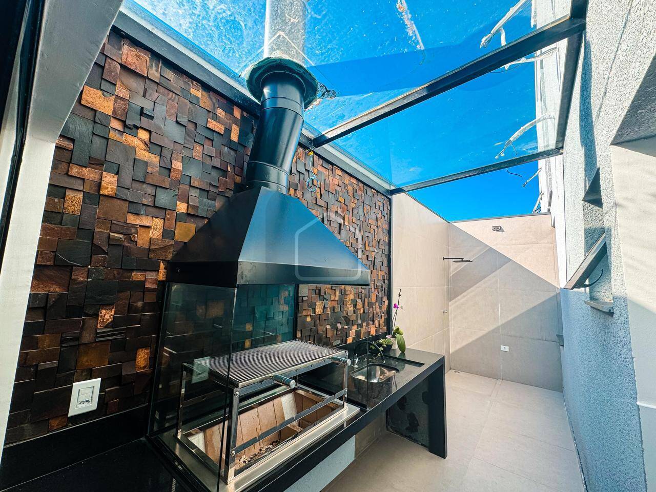 Casa à venda e aluguel com 3 quartos, 107m² - Foto 4