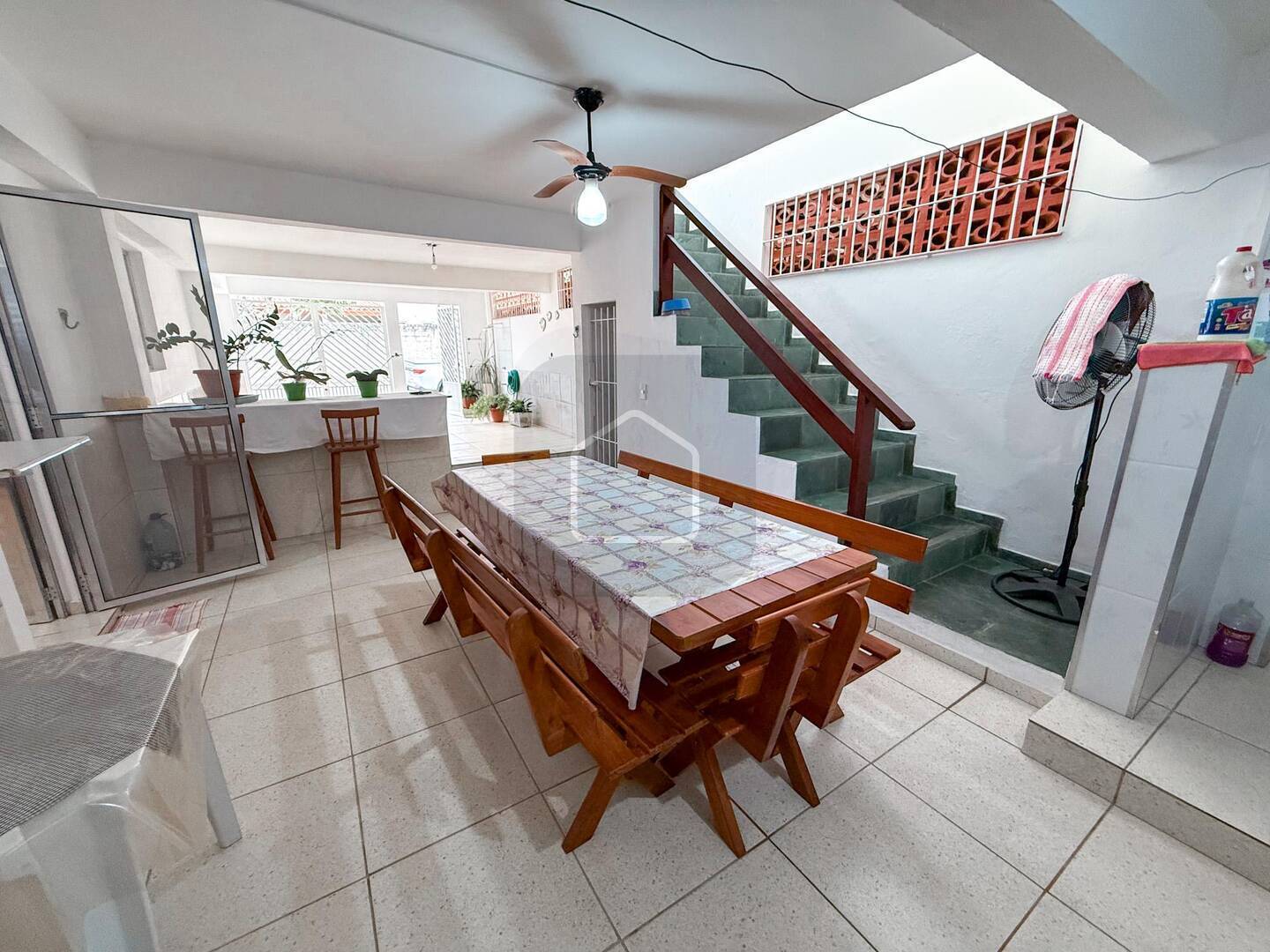 Casa à venda com 4 quartos, 135m² - Foto 13