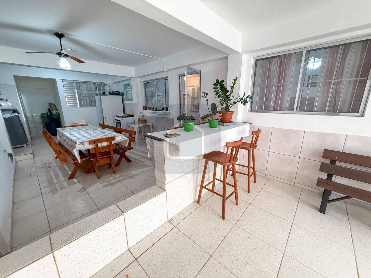 Casa à venda com 4 quartos, 135m² - Foto 9