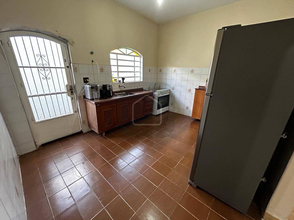 Casa, 4 quartos, 204 m² - Foto 26
