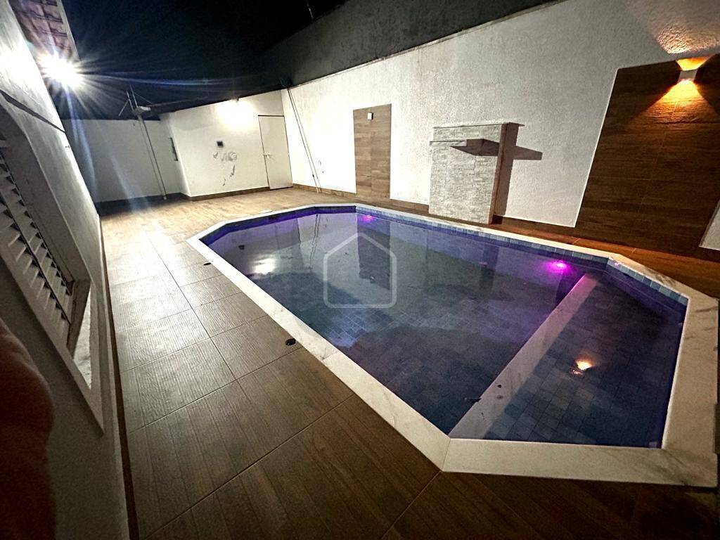 Casa, 4 quartos, 204 m² - Foto 9