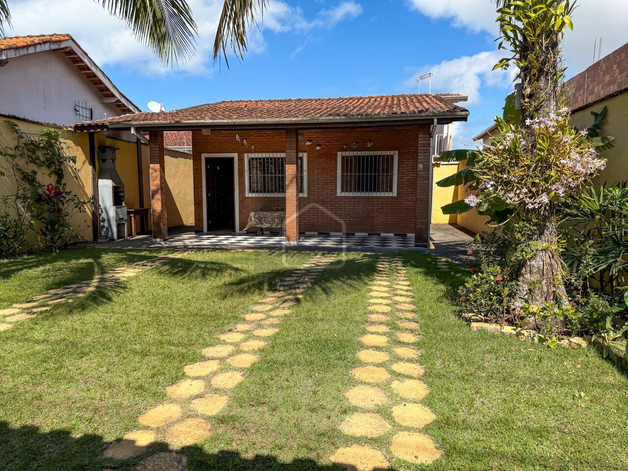 Casa, 3 quartos, 108 m² - Foto 1