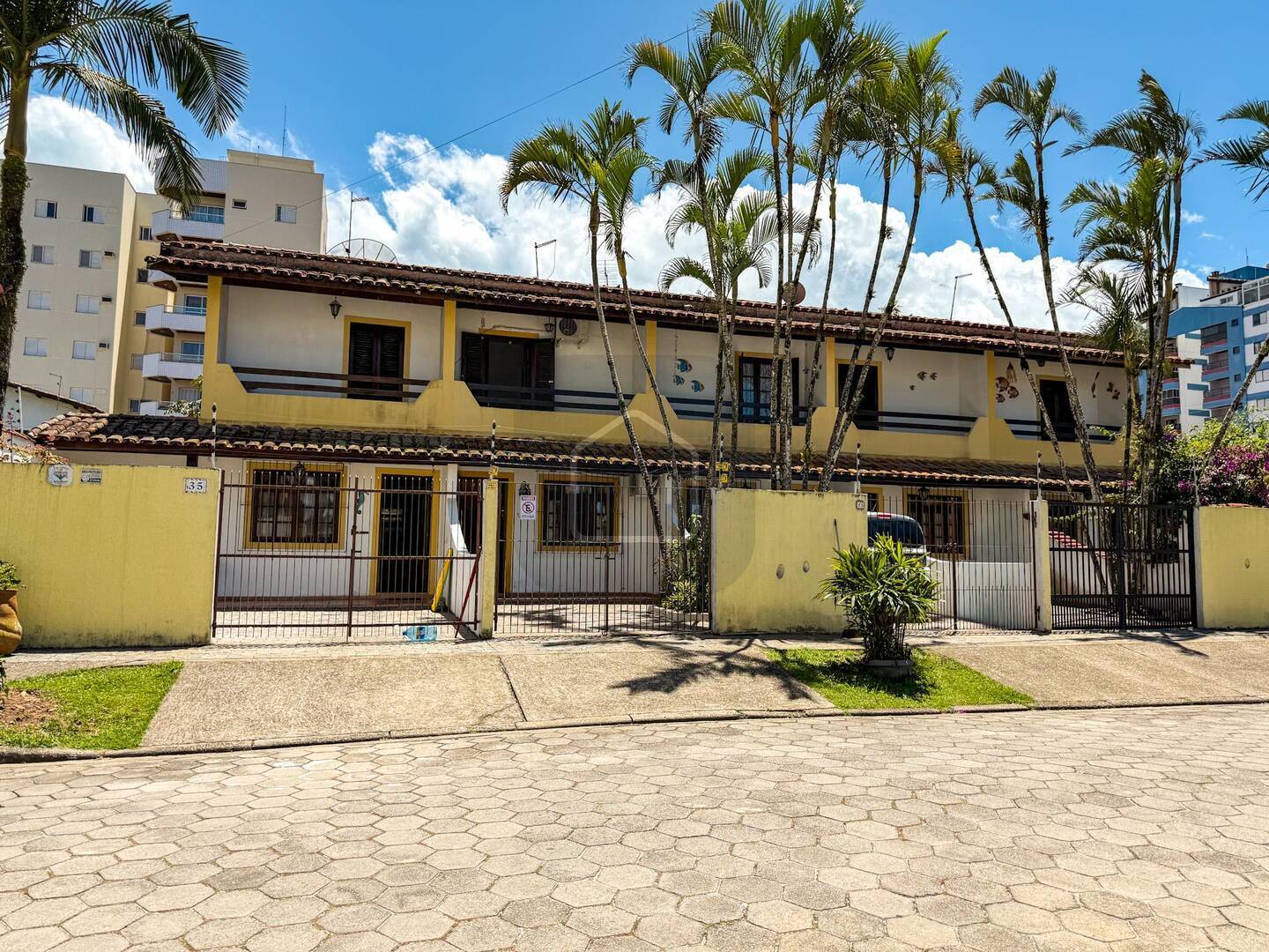 Casa, 2 quartos, 91 m² - Foto 1