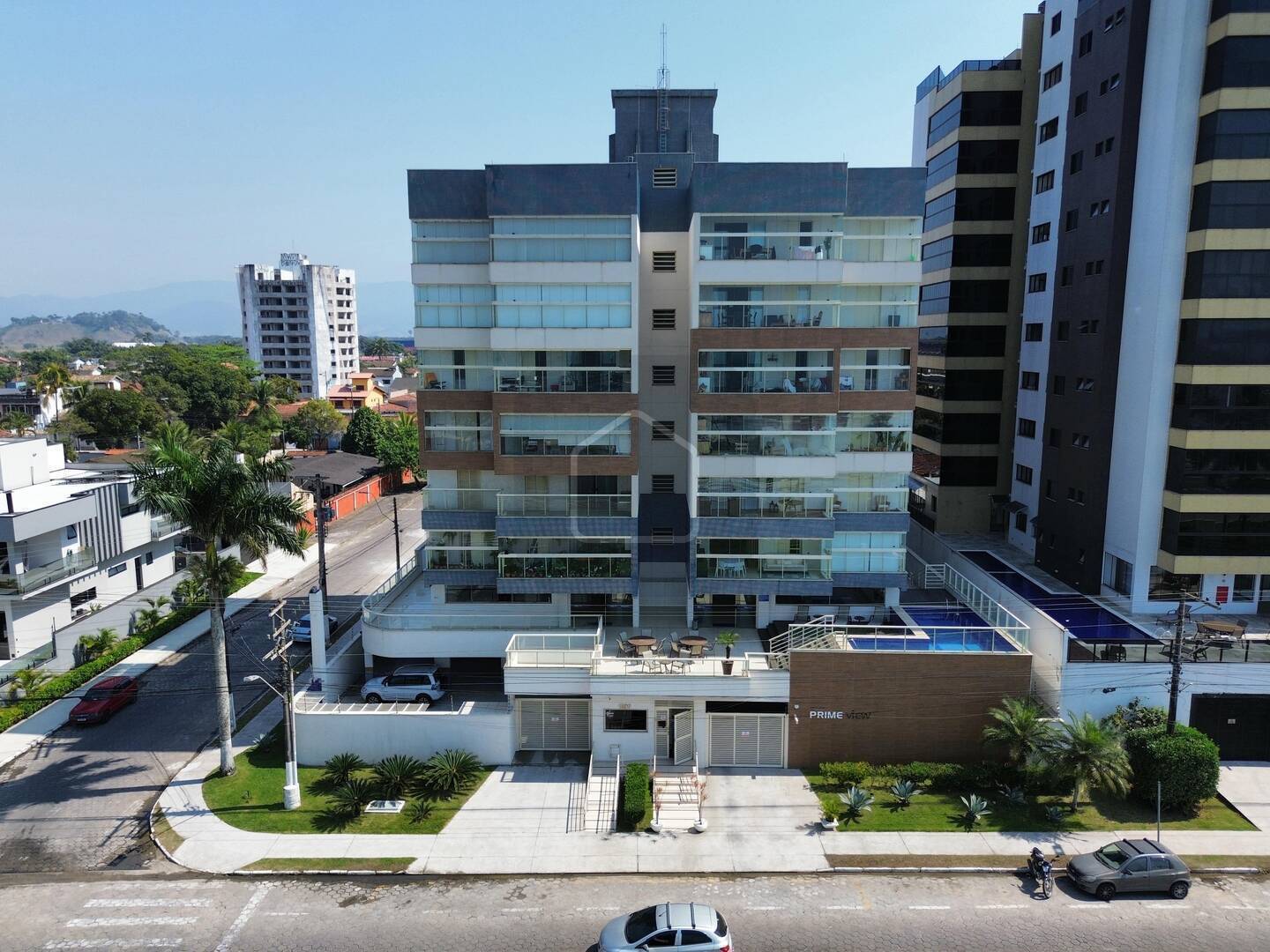 Apartamento à venda e aluguel com 3 quartos, 106m² - Foto 1